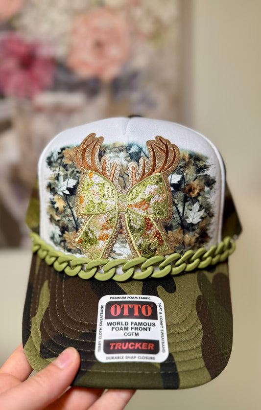 Camo Antler & Bow Trucker Hat