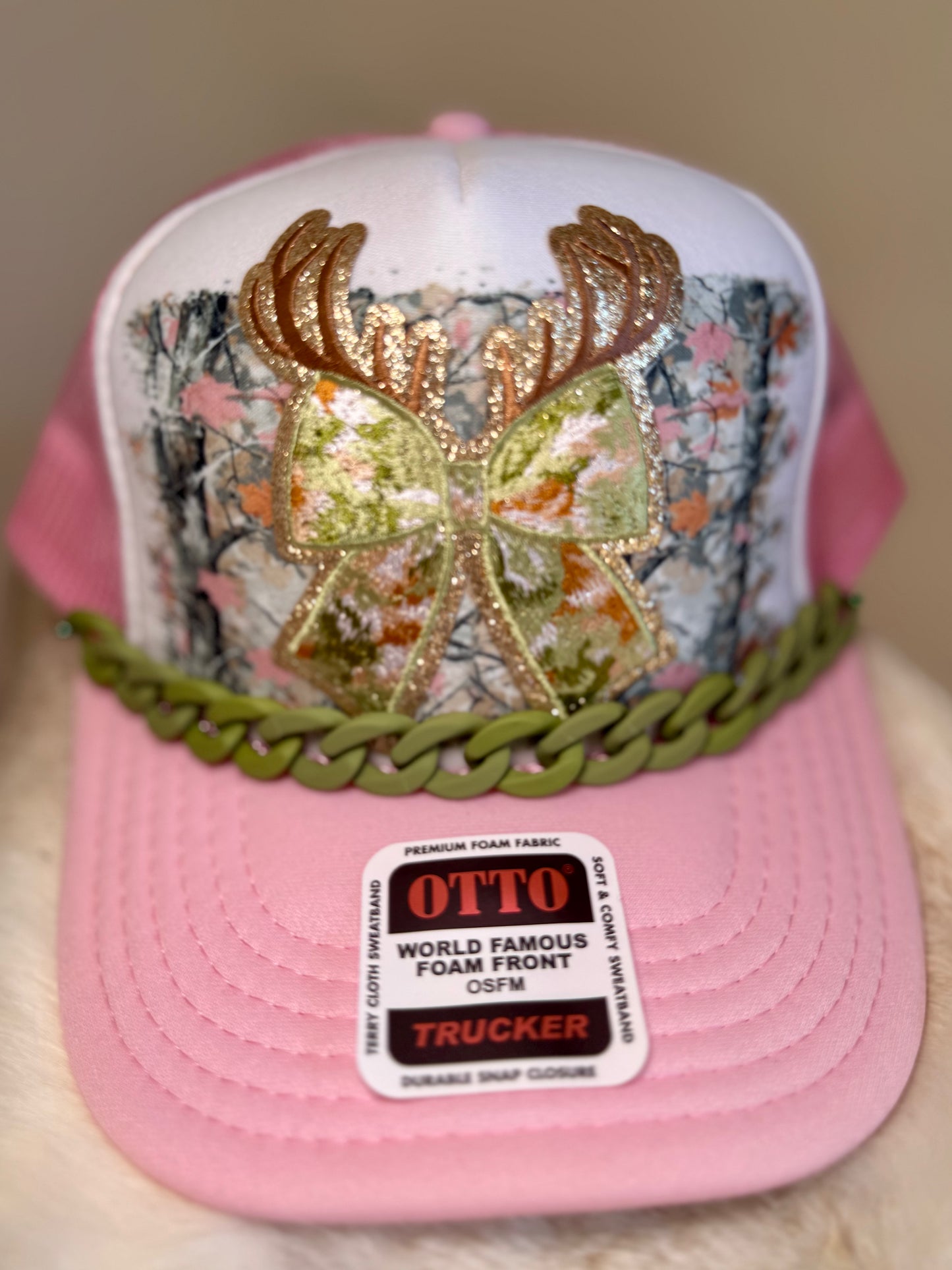 Pink Camo Antler & Bow Trucker Hat